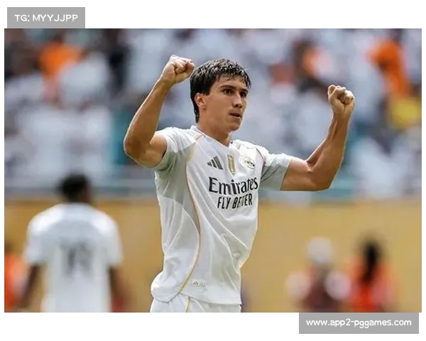 贡萨洛-加西亚用头球左右脚破门，完美帽子戏法惊艳西甲